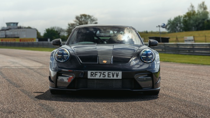 Porsche 911 GT3 Manthey Kit UK Version 2026. Desktop wallpaper