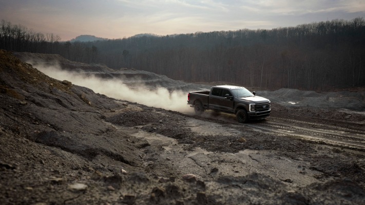 Ford F-350 Super Duty Carhartt 2027. Desktop wallpaper