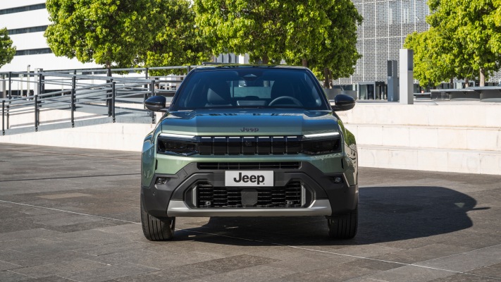 Jeep Avenger e-hybrid 2027. Desktop wallpaper
