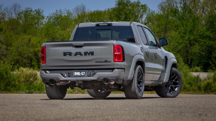 Ram 1500 Rumble Bee 2027. Desktop wallpaper
