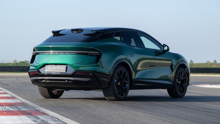 Lotus Eletre 600 Sport SE 2026. Desktop wallpaper