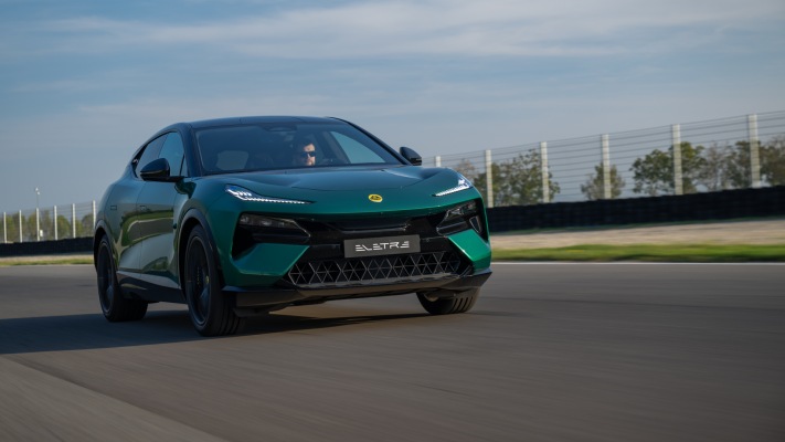 Lotus Eletre 600 Sport SE 2026. Desktop wallpaper