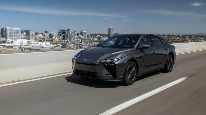 Lexus ES 500e Luxury USA Version 2026. Desktop wallpaper