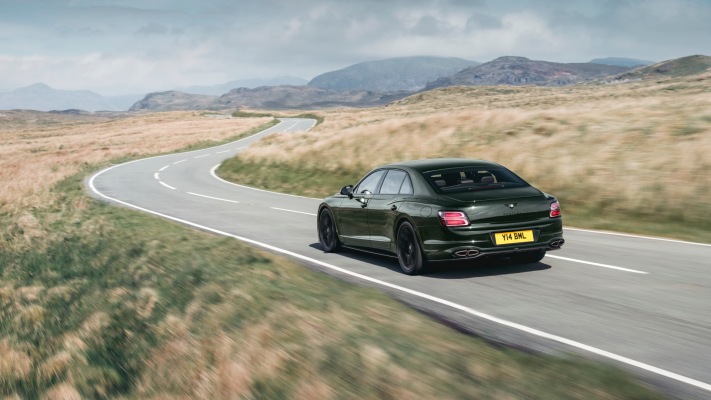 Bentley Flying Spur 2027. Desktop wallpaper