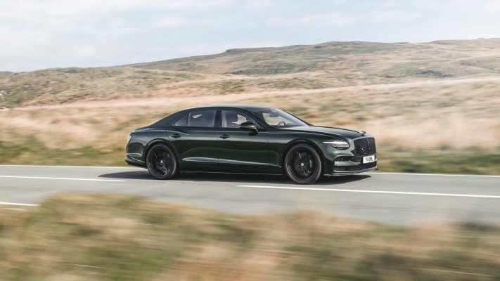 Bentley Flying Spur 2027. Desktop wallpaper