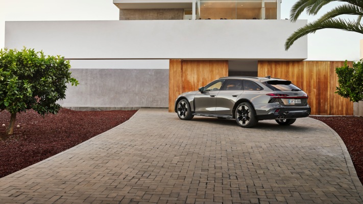 Audi A6 allroad 2027. Desktop wallpaper