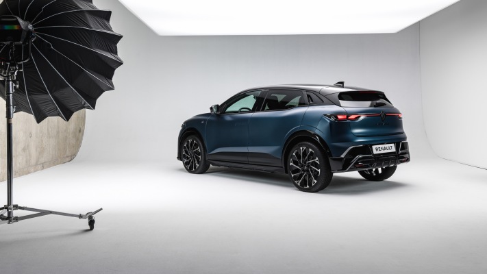 Renault Mégane E-Tech 2027. Desktop wallpaper