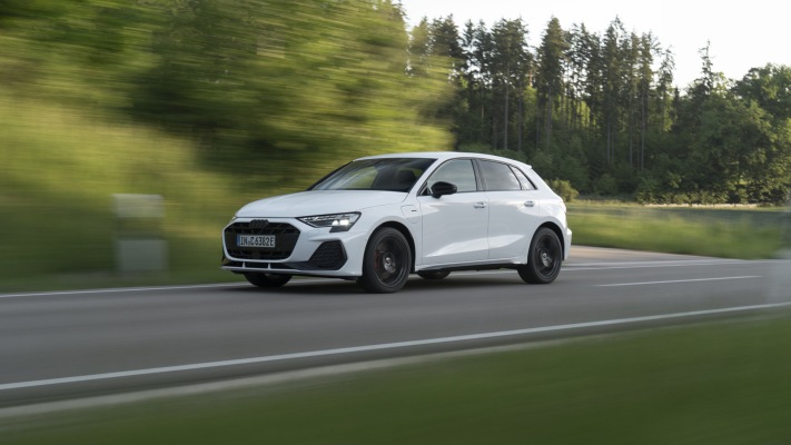 Audi A3 Sportback e-hybrid 2027. Desktop wallpaper
