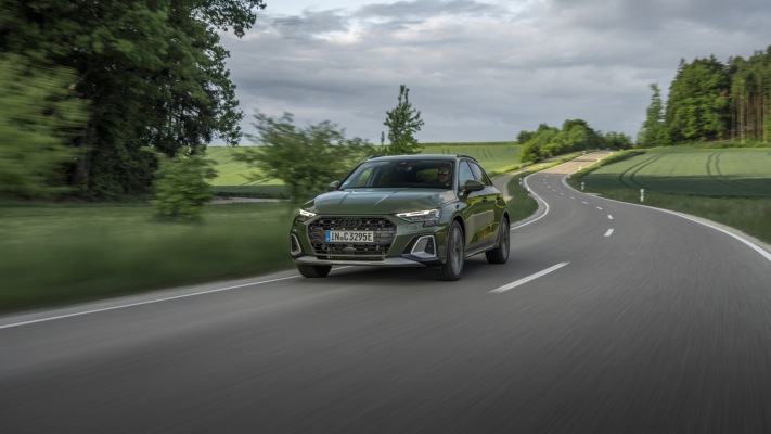Audi A3 Allstreet e-hybrid 2027. Desktop wallpaper