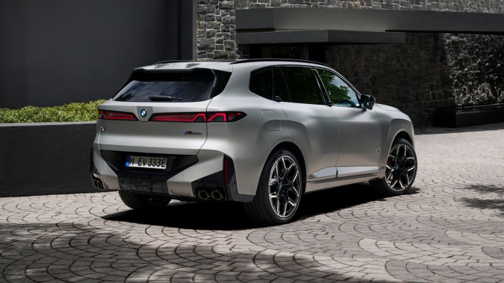 BMW X5 M60e xDrive 2027. Desktop wallpaper