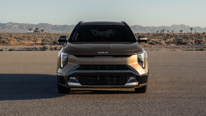 Kia Niro USA Version 2027. Desktop wallpaper