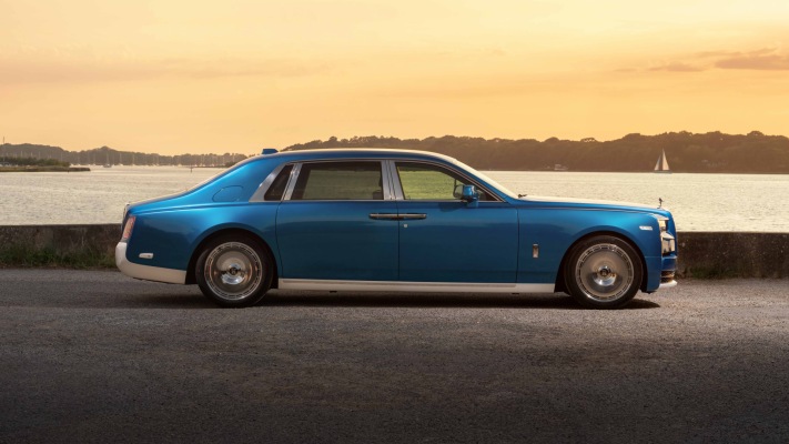 Rolls-Royce Phantom Extended Regatta 2026. Desktop wallpaper