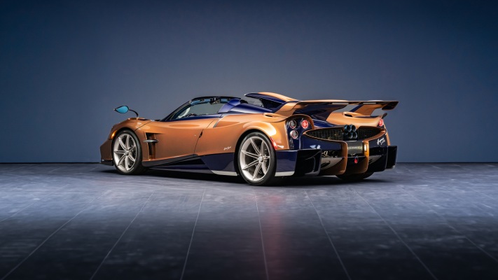 Pagani Huayra 70 Derecho 2026. Desktop wallpaper