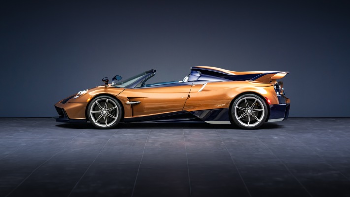 Pagani Huayra 70 Derecho 2026. Desktop wallpaper