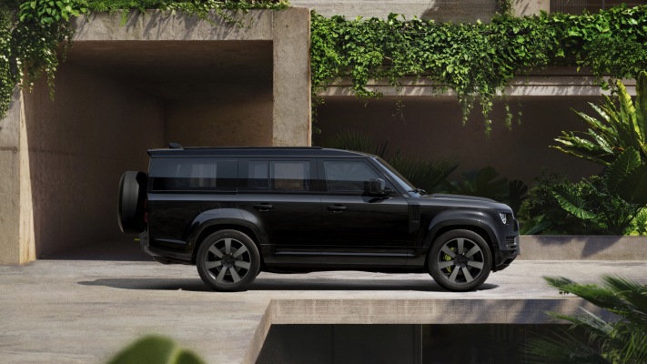 Land Rover Defender Vertex 130 2027. Desktop wallpaper