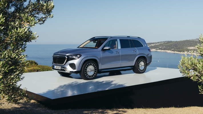 Mercedes-Maybach GLS 680 2027. Desktop wallpaper