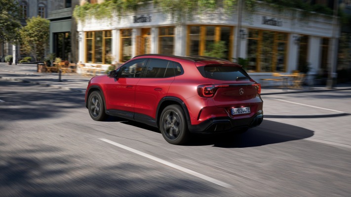 Mercedes-Benz GLA 2027. Desktop wallpaper