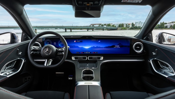 Mercedes-Benz C 400 4MATIC Electric 2027. Desktop wallpaper