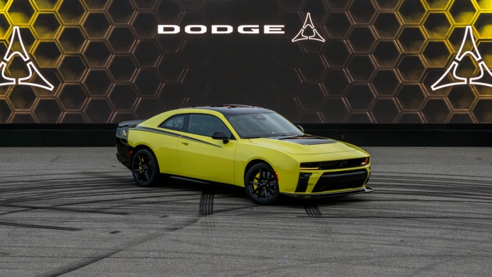 Dodge Charger Super Bee Launch Edition 2027. Desktop wallpaper