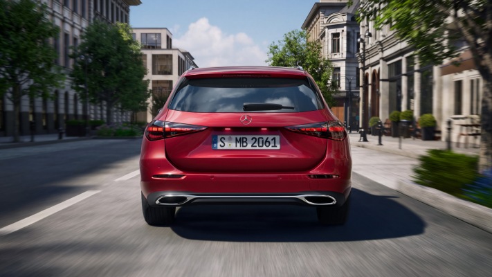 Mercedes-Benz C-Class Estate 2027. Desktop wallpaper