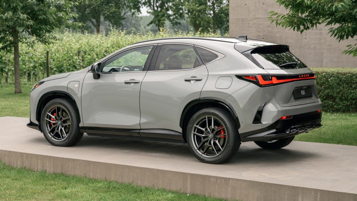 Lexus NX 450h F Sport 2027. Desktop wallpaper