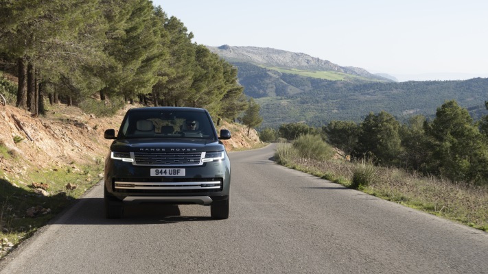 Land Rover Range Rover Electric 2027. Desktop wallpaper
