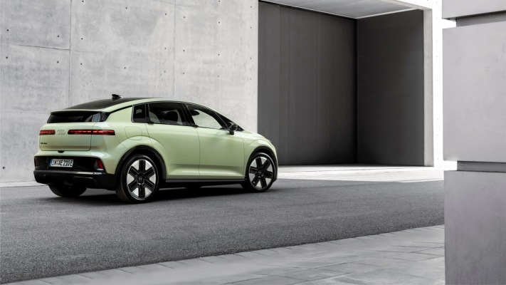Audi A2 e-tron 2027. Desktop wallpaper