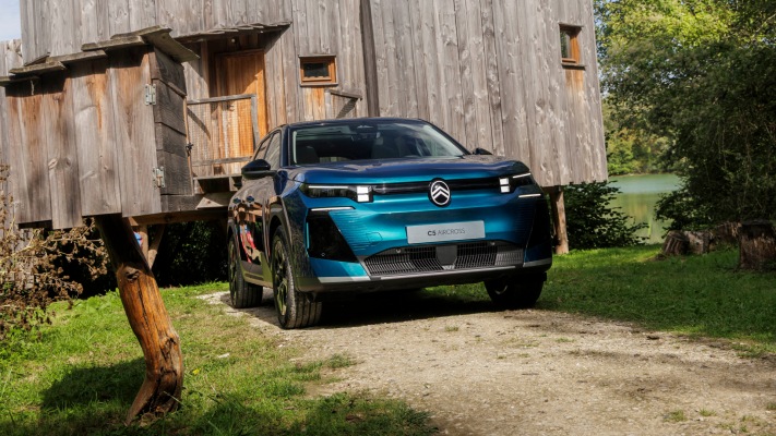 Citroën C5 Aircross Émeraude 2027. Desktop wallpaper