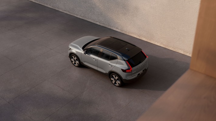 Volvo XC40 2027. Desktop wallpaper