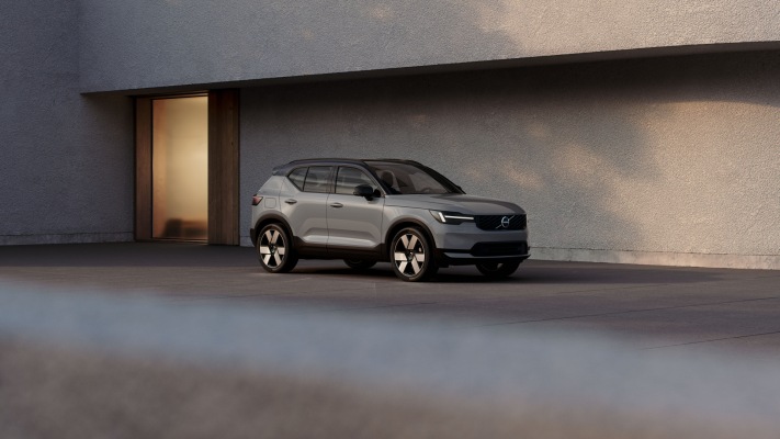 Volvo XC40 2027. Desktop wallpaper