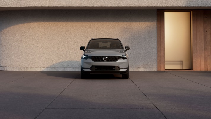 Volvo XC40 2027. Desktop wallpaper