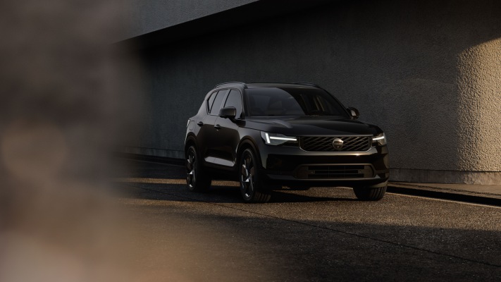 Volvo EX40 2027. Desktop wallpaper