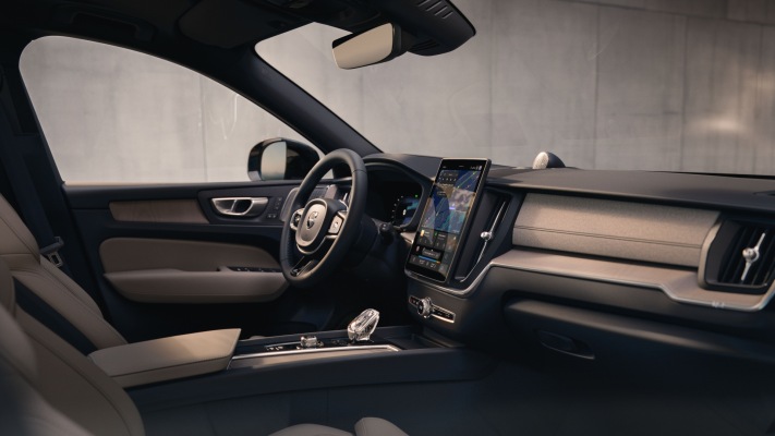 Volvo XC60 2027. Desktop wallpaper