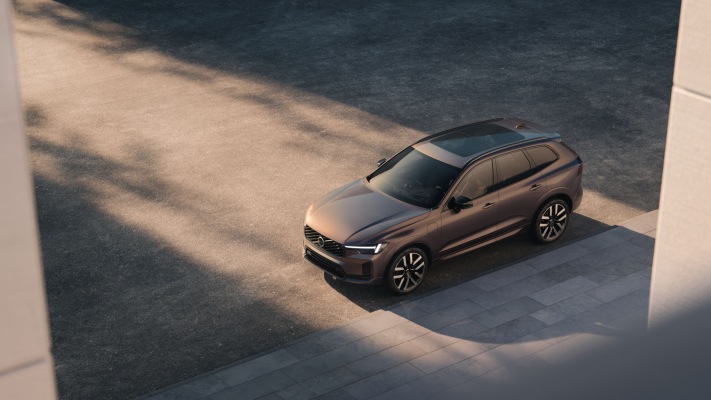 Volvo XC60 2027. Desktop wallpaper