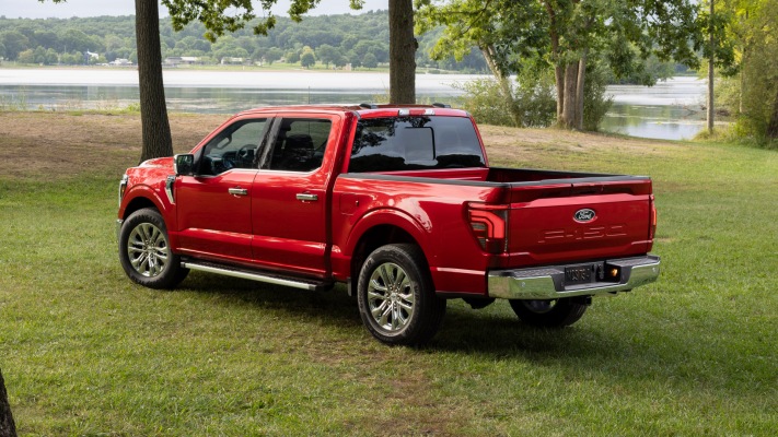 Ford F-150 Lariat 2027. Desktop wallpaper