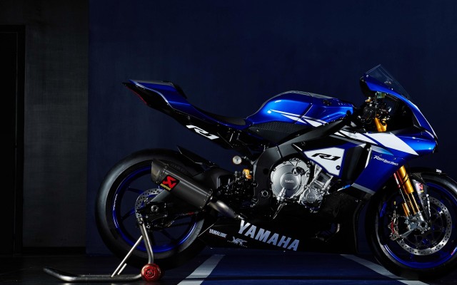 Yamaha YZF-R1. Desktop wallpaper