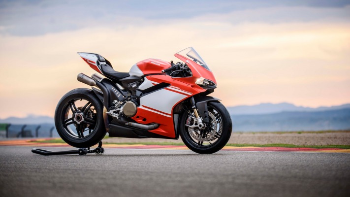 Ducati 1299 Superleggera. Desktop wallpaper