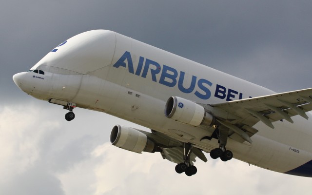 Airbus A-300-605ST Beluga. Desktop wallpaper