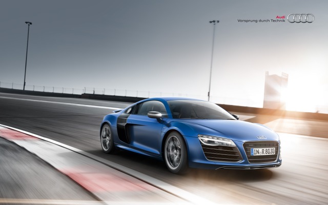 Audi R8 Coupe 2013. Desktop wallpaper