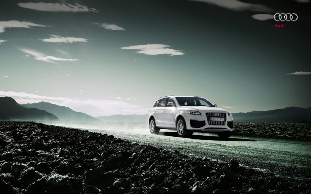 Audi Q7 V12 TDI quattro 2013. Desktop wallpaper