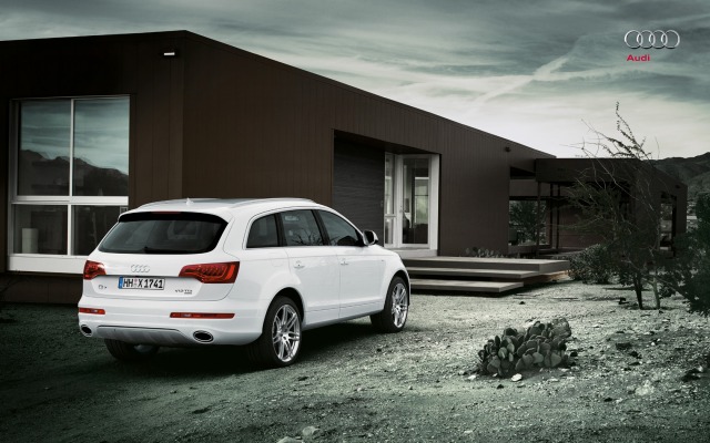 Audi Q7 V12 TDI quattro 2013. Desktop wallpaper