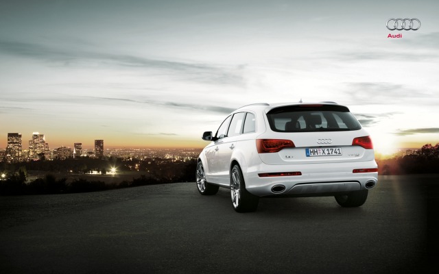 Audi Q7 V12 TDI quattro 2013. Desktop wallpaper