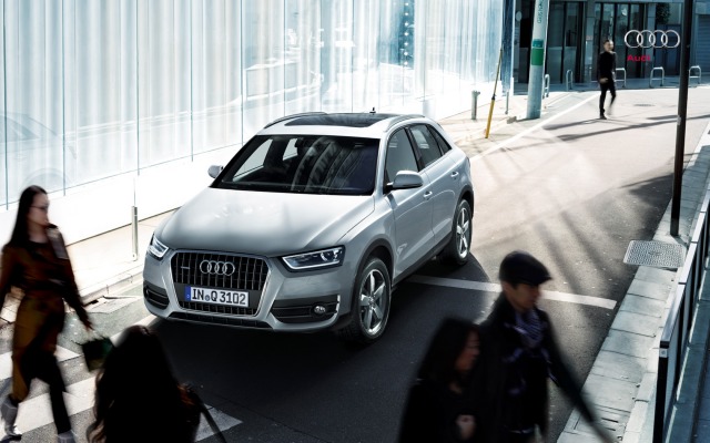 Audi Q3 2013. Desktop wallpaper