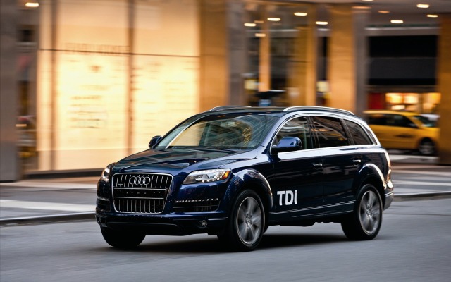 Audi Q7 TDI 2012. Desktop wallpaper