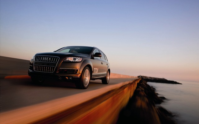 Audi Q7 TDI 2012. Desktop wallpaper