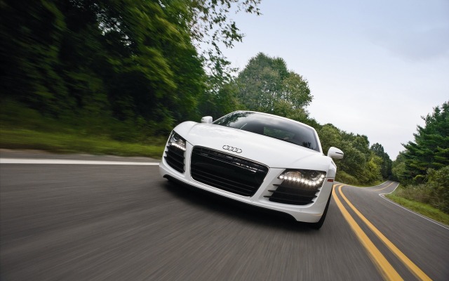 Audi R8 2011. Desktop wallpaper