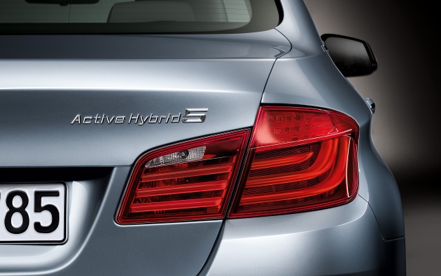 BMW ActiveHybrid 5. Desktop wallpaper