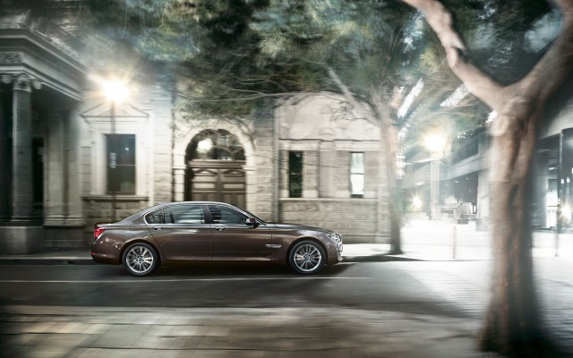 BMW 7 Series Sedan. Desktop wallpaper