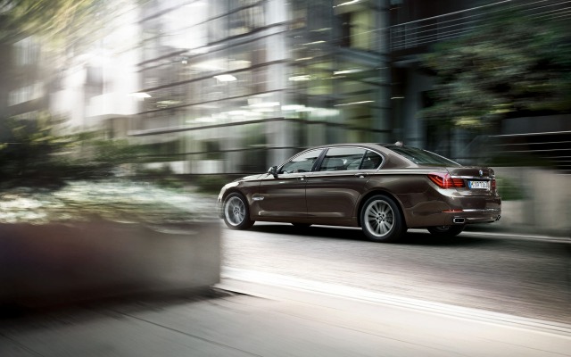 BMW 7 Series Sedan. Desktop wallpaper