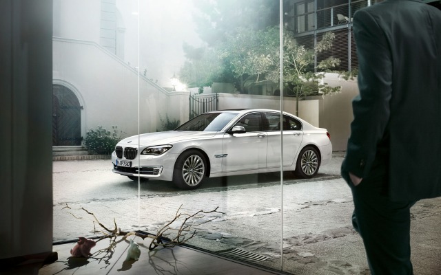 BMW 7 Series Sedan. Desktop wallpaper